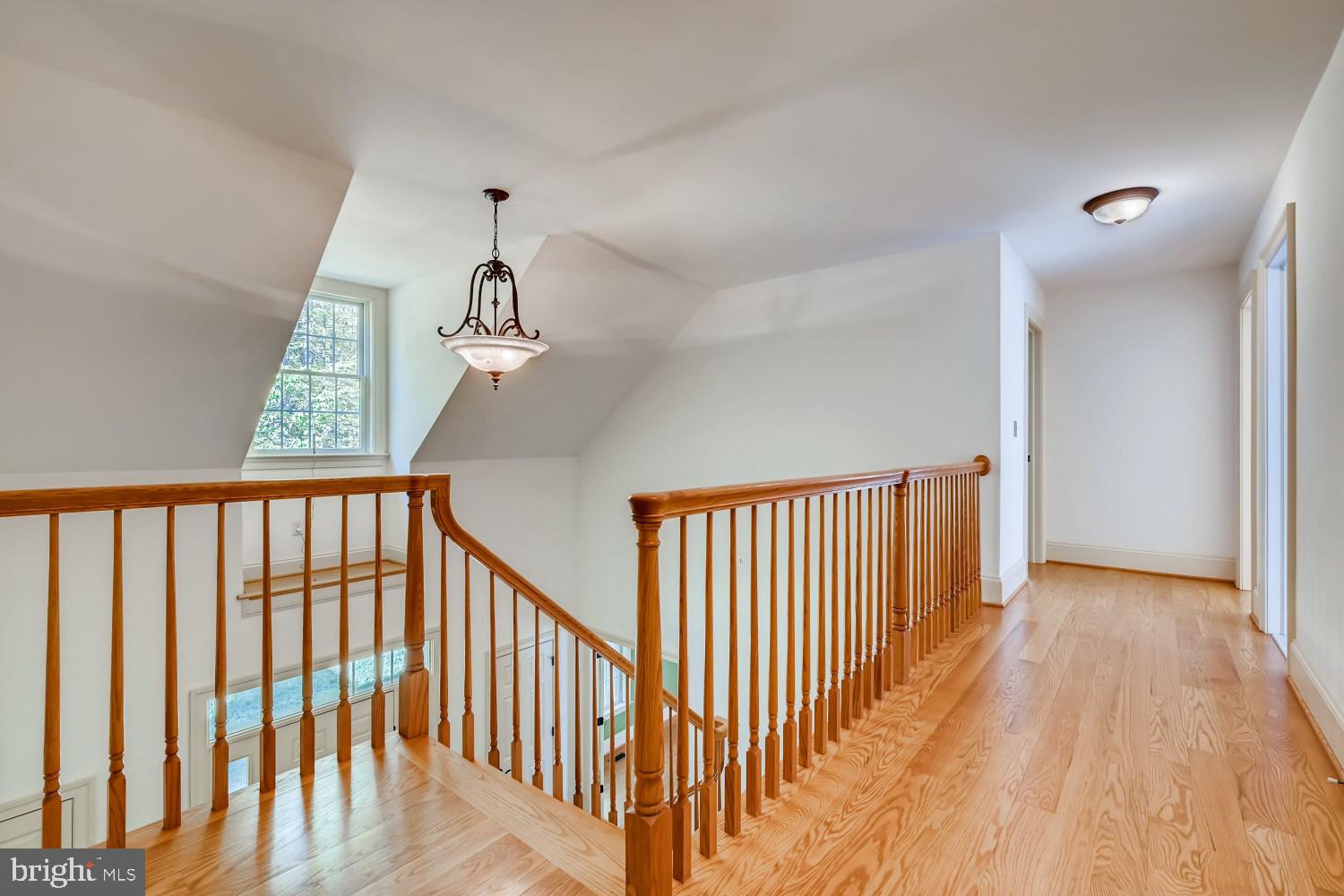 15801 Duncan Hill Road Sparks, MD 21152 - Photo 23 of 52 Upper level