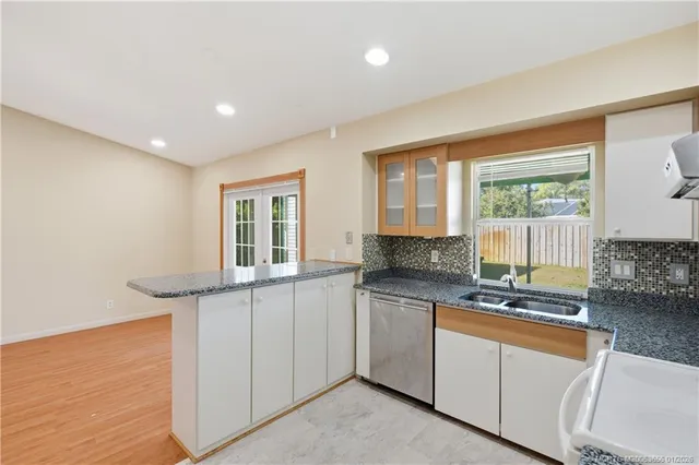 $519,000 | 2905 Southeast Glasgow Drive, Stuart, FL 34997