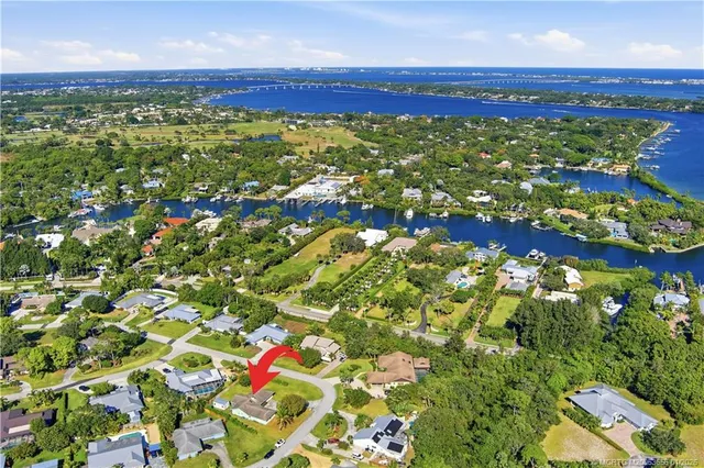 $519,000 | 2905 Southeast Glasgow Drive, Stuart, FL 34997