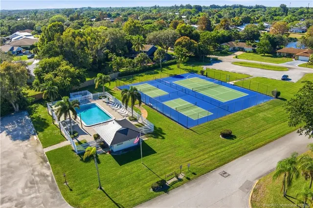 $519,000 | 2905 Southeast Glasgow Drive, Stuart, FL 34997