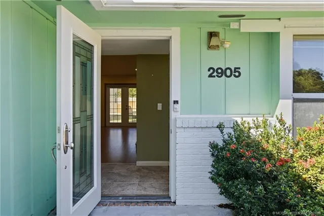 $519,000 | 2905 Southeast Glasgow Drive, Stuart, FL 34997