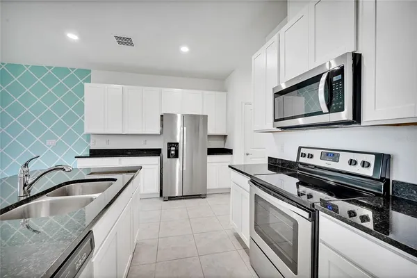 $2,600 | 11532 Woodleaf Drive, Lakewood Ranch, FL 34211