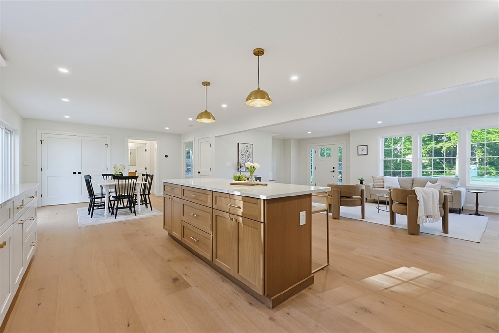 27 Woodside Road Spencer, MA 01562 - Photo 10 of 42