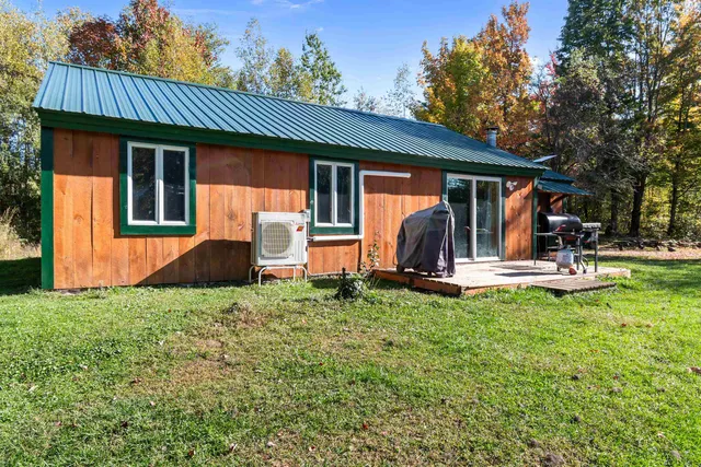 $275,000 | 104 Laporte Drive, Richford, VT 05476