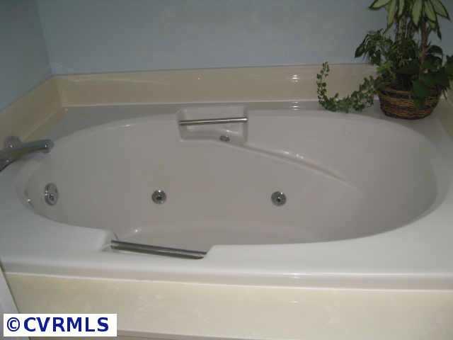 12820 Knightcross Road Midlothian, VA 23113 - Photo 9 of 10 Other - Relax after a long day in the master's jetted tub