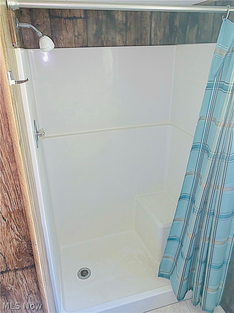 7597 Webster Road Cleveland, OH 44130 - Photo 20 of 22 Gallery Image 20
