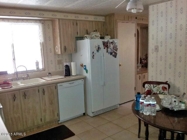 3036 East Utopia Road, Unit 46 Phoenix, AZ 85050 - Photo 7 of 12 Utopia46KT