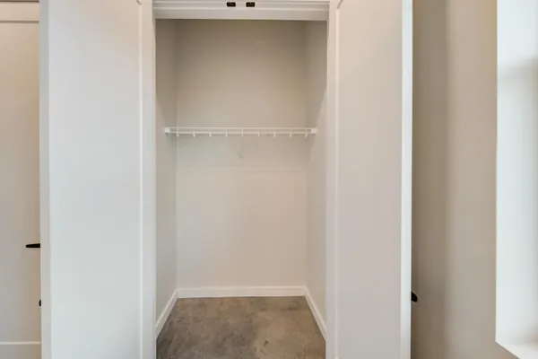 $2,495 | 1800 South Holtzclaw Avenue, Unit 1861 ZETA WAY, Chattanooga, TN 37404