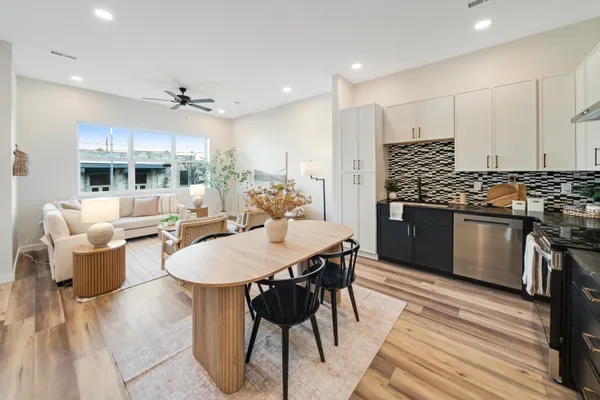 $2,495 | 1800 South Holtzclaw Avenue, Unit 1861 ZETA WAY, Chattanooga, TN 37404