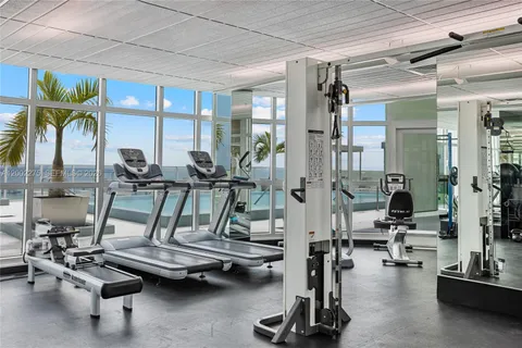 $799,000 | 218 Southeast 14th Street, Unit 2105, Miami, FL 33131