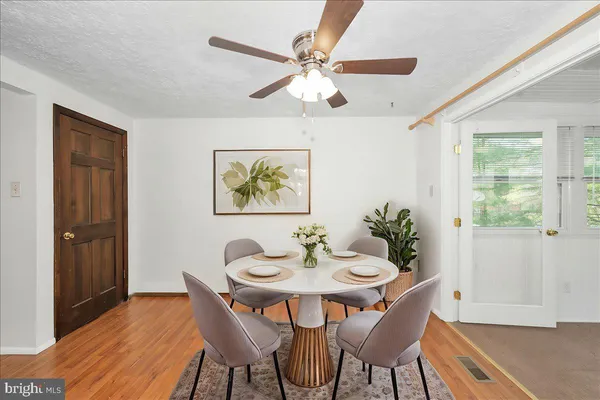 $424,900 | 24224 Newbury Road, Gaithersburg, MD 20882