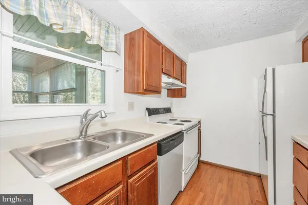 $424,900 | 24224 Newbury Road, Gaithersburg, MD 20882