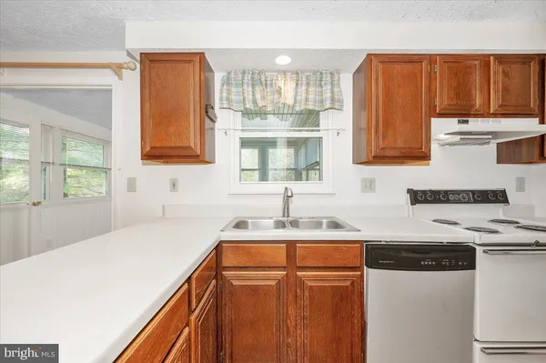 $424,900 | 24224 Newbury Road, Gaithersburg, MD 20882