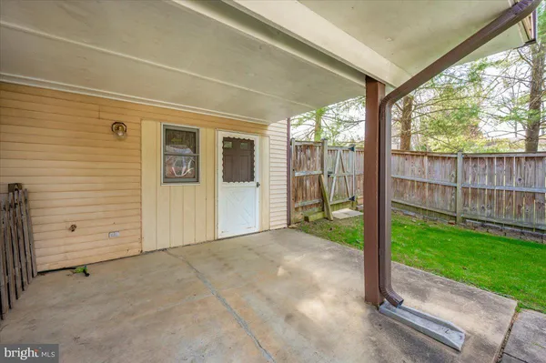 $424,900 | 24224 Newbury Road, Gaithersburg, MD 20882