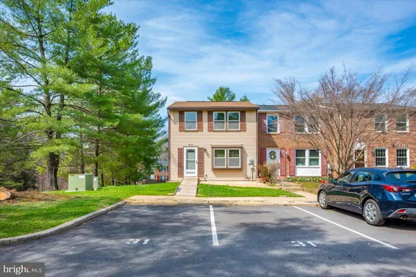 $424,900 | 24224 Newbury Road, Gaithersburg, MD 20882