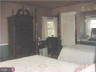 2395 Mole Road Secane, PA 19018 - Photo 5 of 6 Gallery Image 5