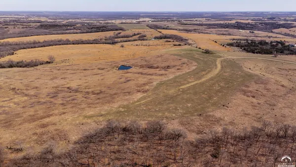 $2,690,000 | 374 North 750 Road, Overbrook, KS 66524