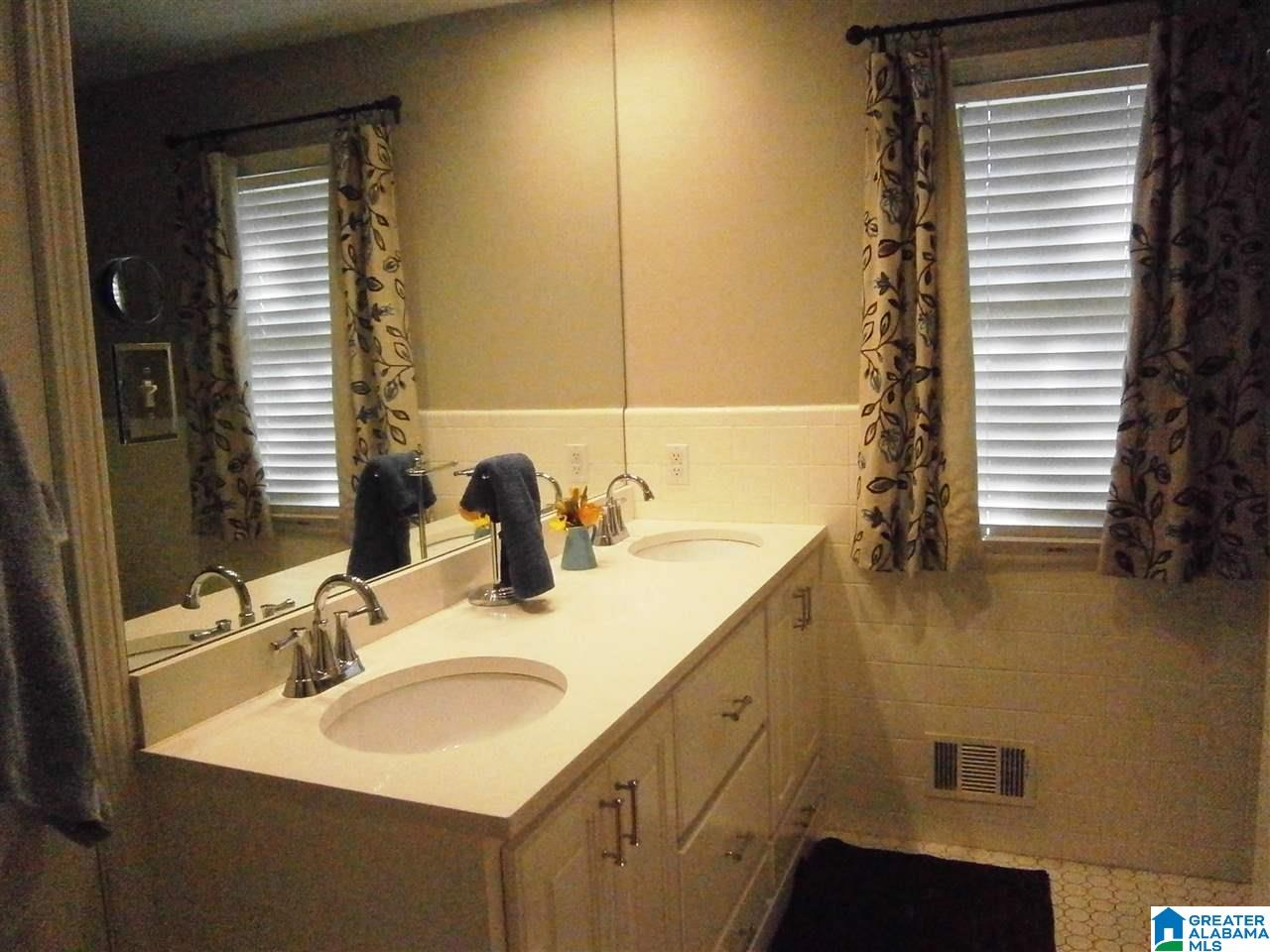 1852 Catala Road Birmingham, AL 35216 - Photo 15 of 26