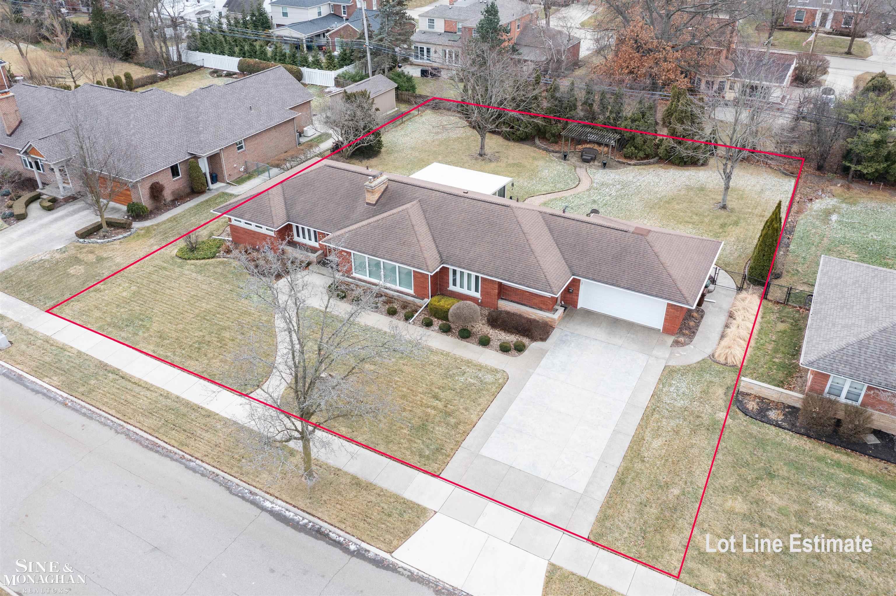 991 South Renaud Road Grosse Pointe, MI 48236 - Photo 2 of 55 50197584-bc90ca11-149d-4847-9294-8edef5661f11.JPG