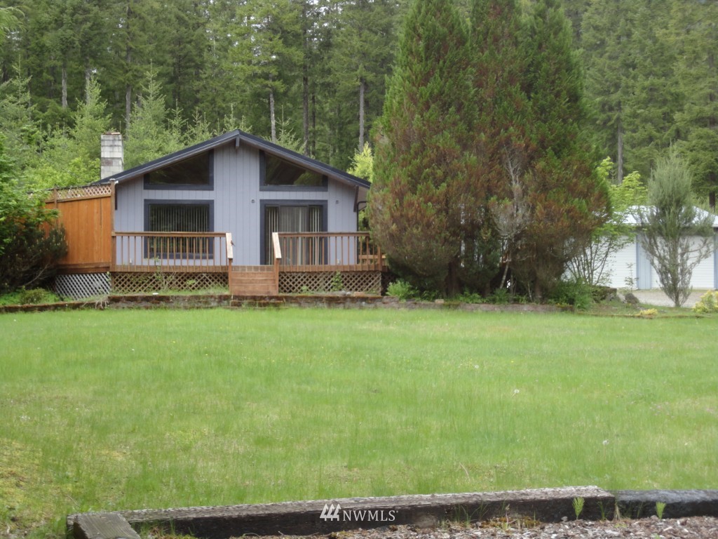 135 Sunstone Road Packwood, WA 98361 - Photo 1 of 23 Gallery Image 1
