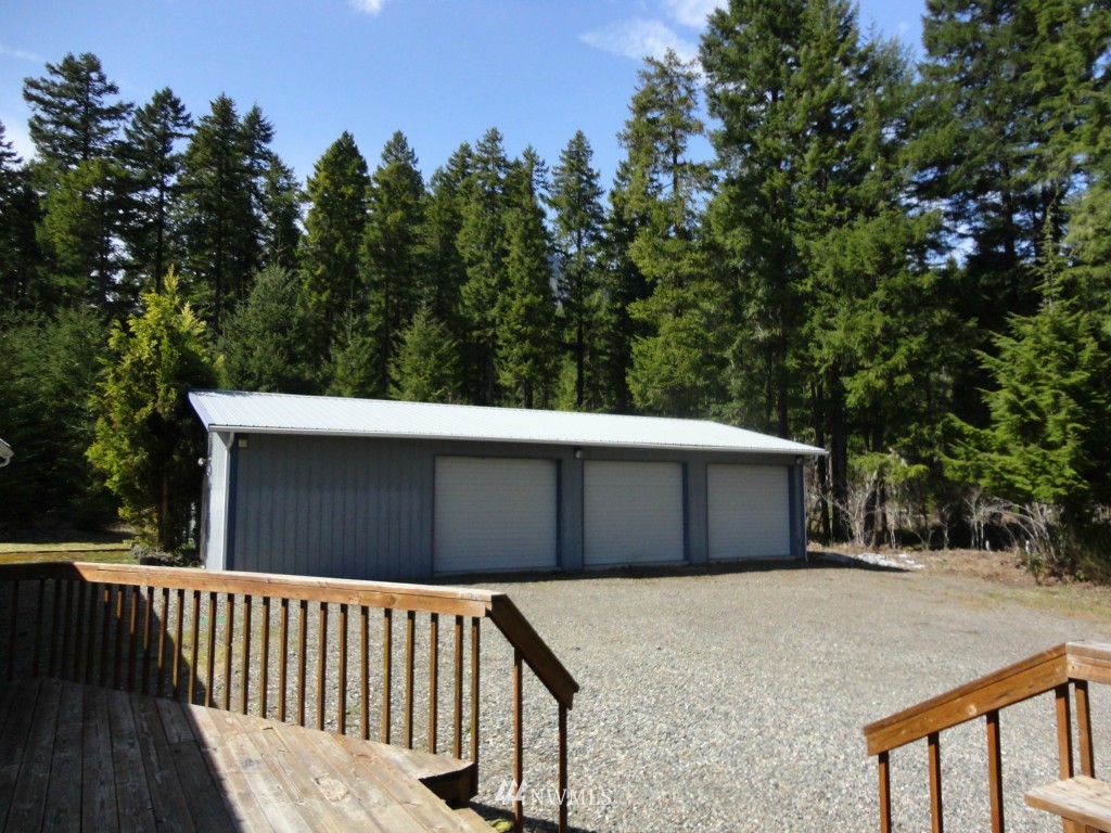 135 Sunstone Road Packwood, WA 98361 - Photo 8 of 23 Gallery Image 8