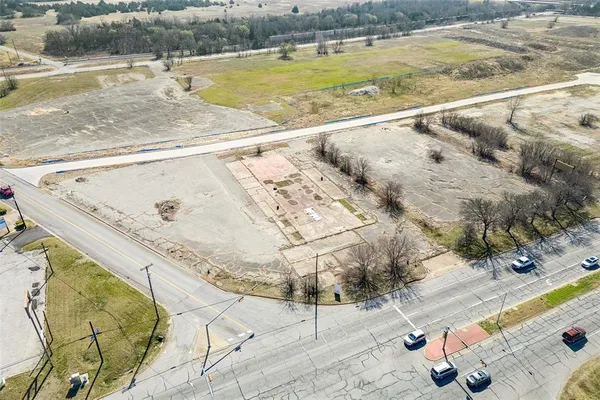 $10,775,000 | 3209 Texoma Parkway, Sherman, TX 75090