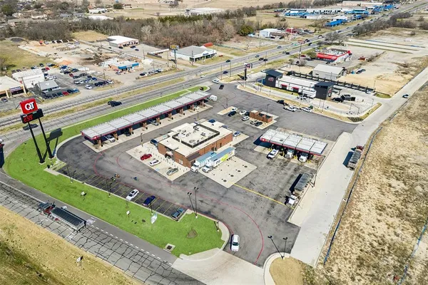 $10,775,000 | 3209 Texoma Parkway, Sherman, TX 75090