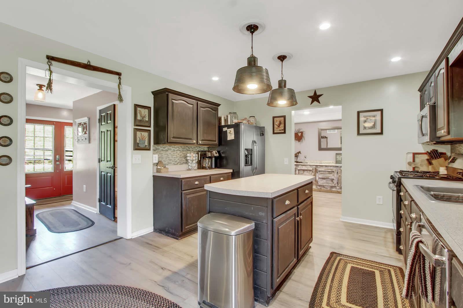 10782 Lucky Road Felton, PA 17322 - Photo 5 of 59 Gallery Image 5