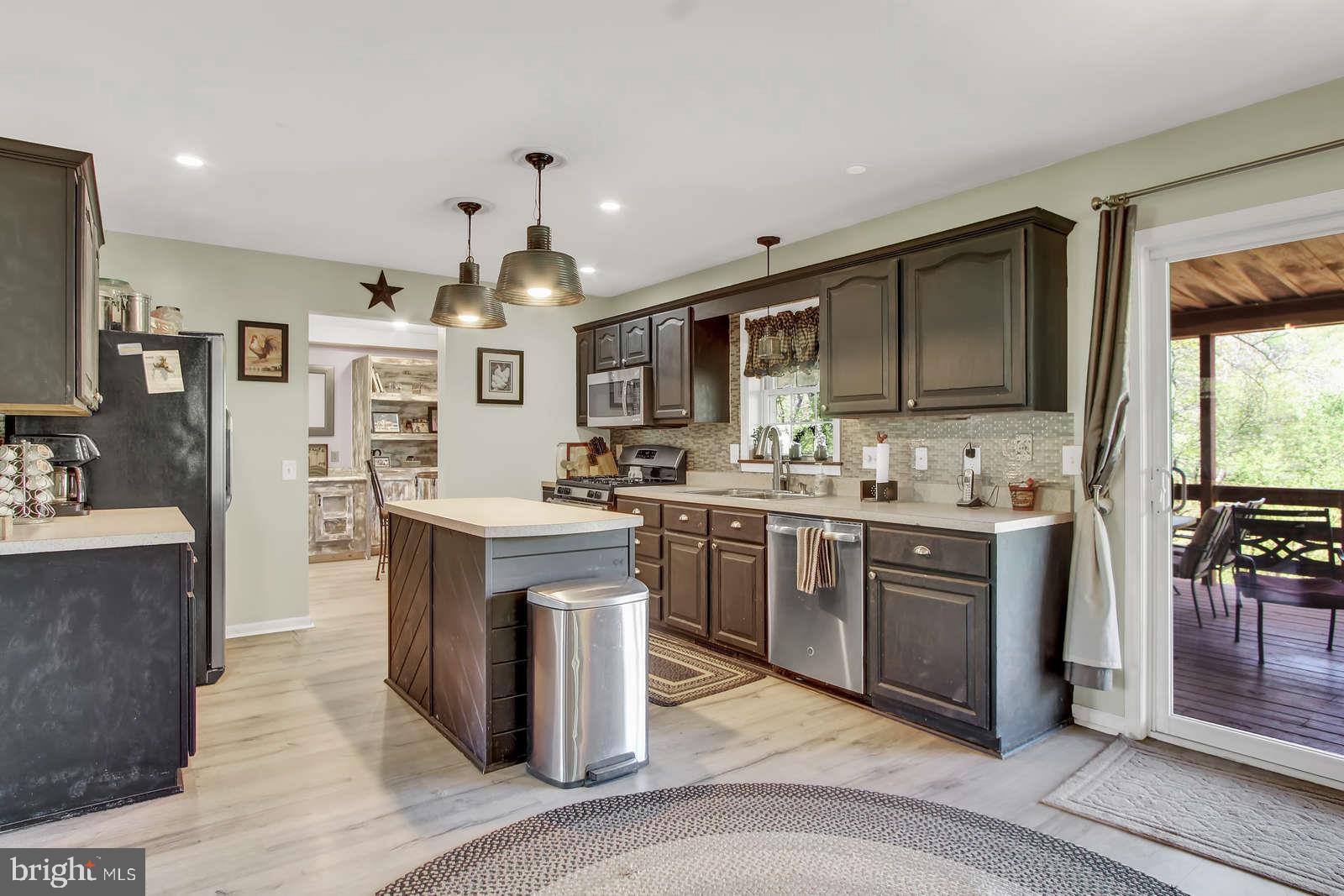 10782 Lucky Road Felton, PA 17322 - Photo 6 of 59 Gallery Image 6