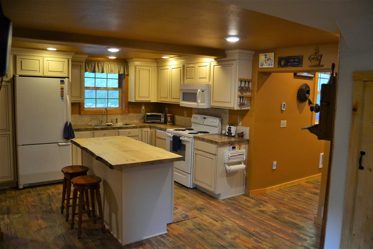 3253 Red Marble Road Valley, WA 99181 - Photo 11 of 20 Gallery Image 11