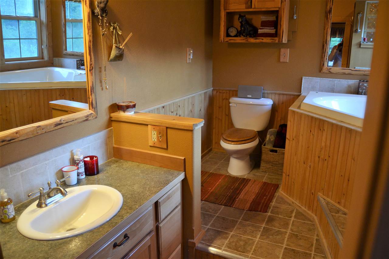 3253 Red Marble Road Valley, WA 99181 - Photo 14 of 20 Gallery Image 14