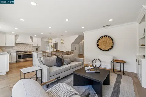 $1,985,000 | 135 Tenby Terrace, Danville, CA 94506