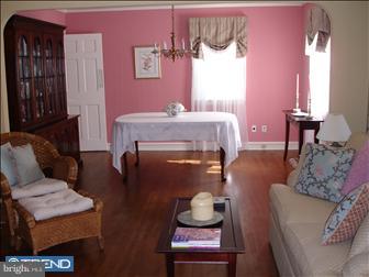 416 Townsend Road Newark, DE 19711 - Photo 4 of 6 Dining Room