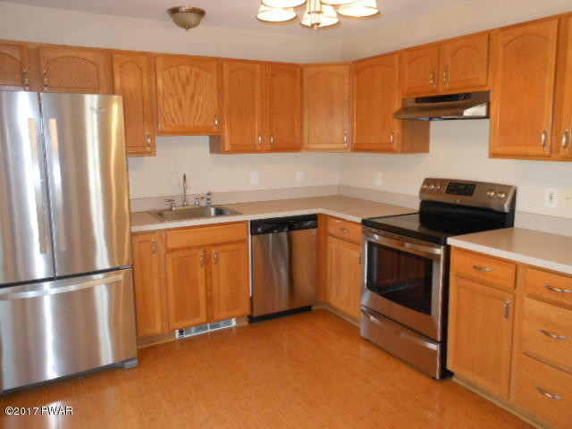 177 Butternut Road Milford, PA 18337 - Photo 4 of 21 kitchen
