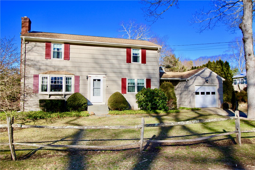 12 Memory Lane Westerly, RI 02891 - Photo 2 of 30
