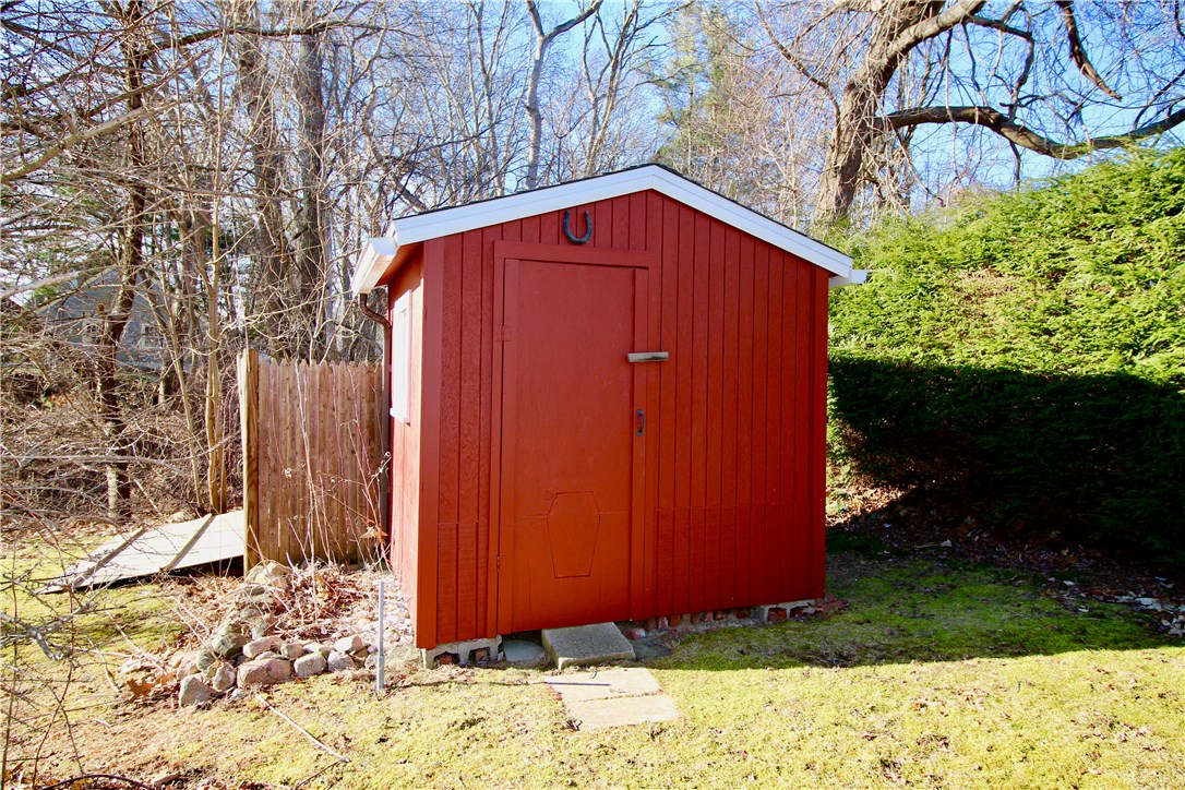 12 Memory Lane Westerly, RI 02891 - Photo 27 of 30