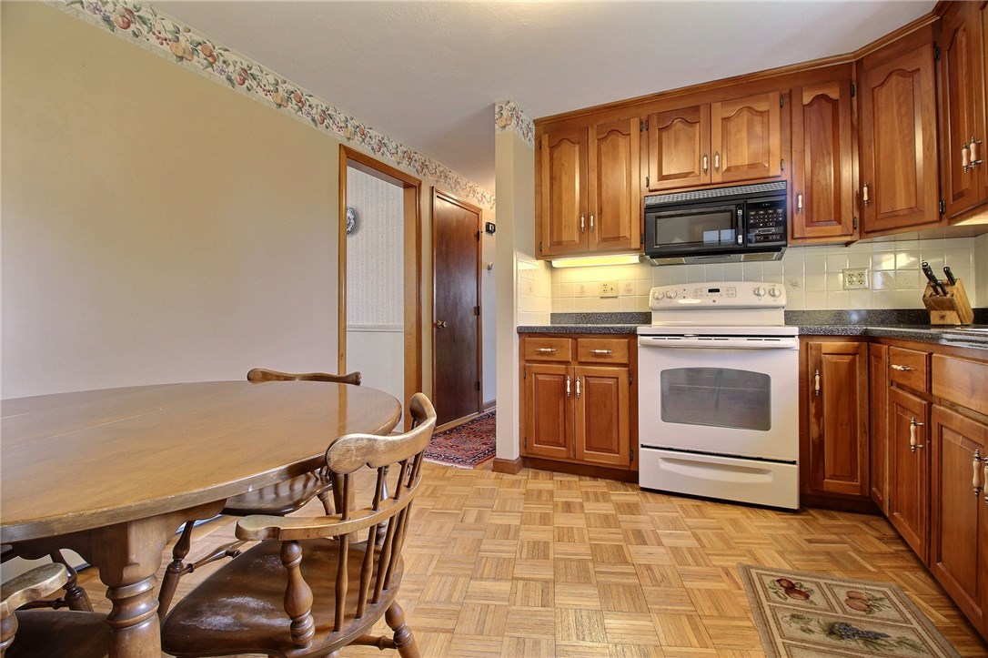 12 Memory Lane Westerly, RI 02891 - Photo 4 of 30