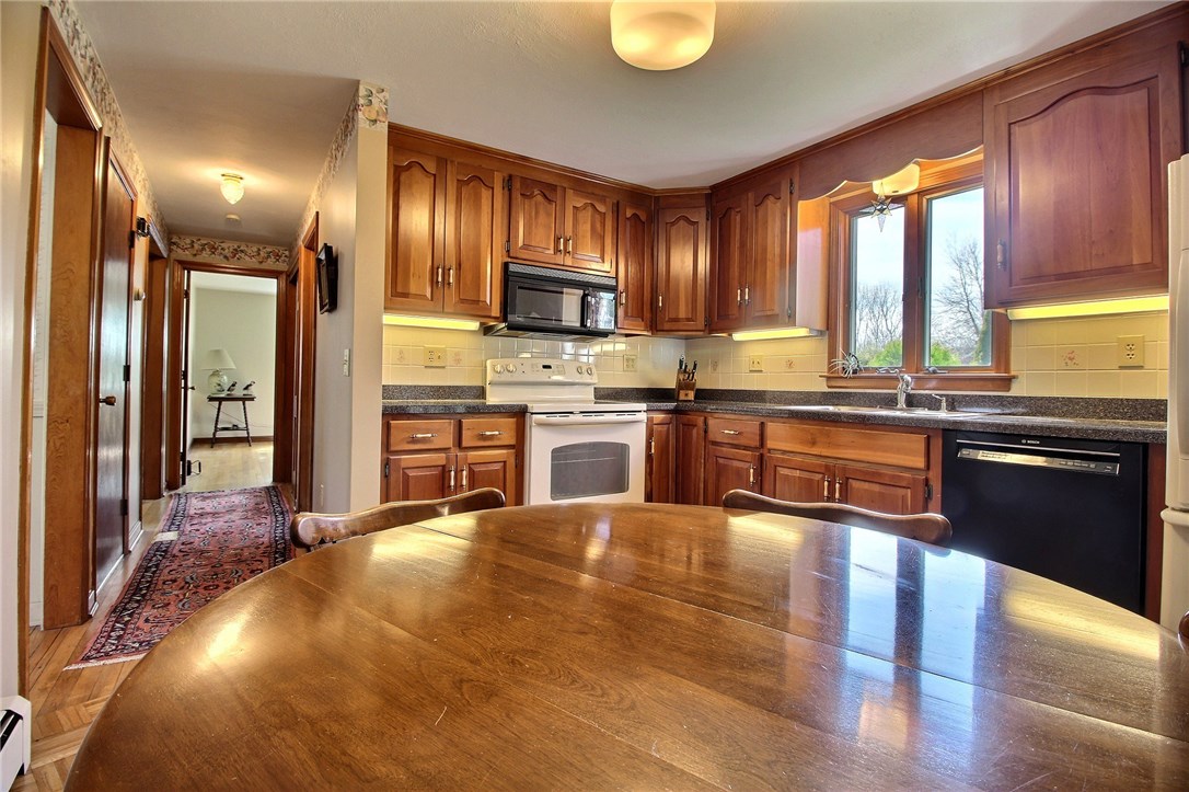 12 Memory Lane Westerly, RI 02891 - Photo 5 of 30