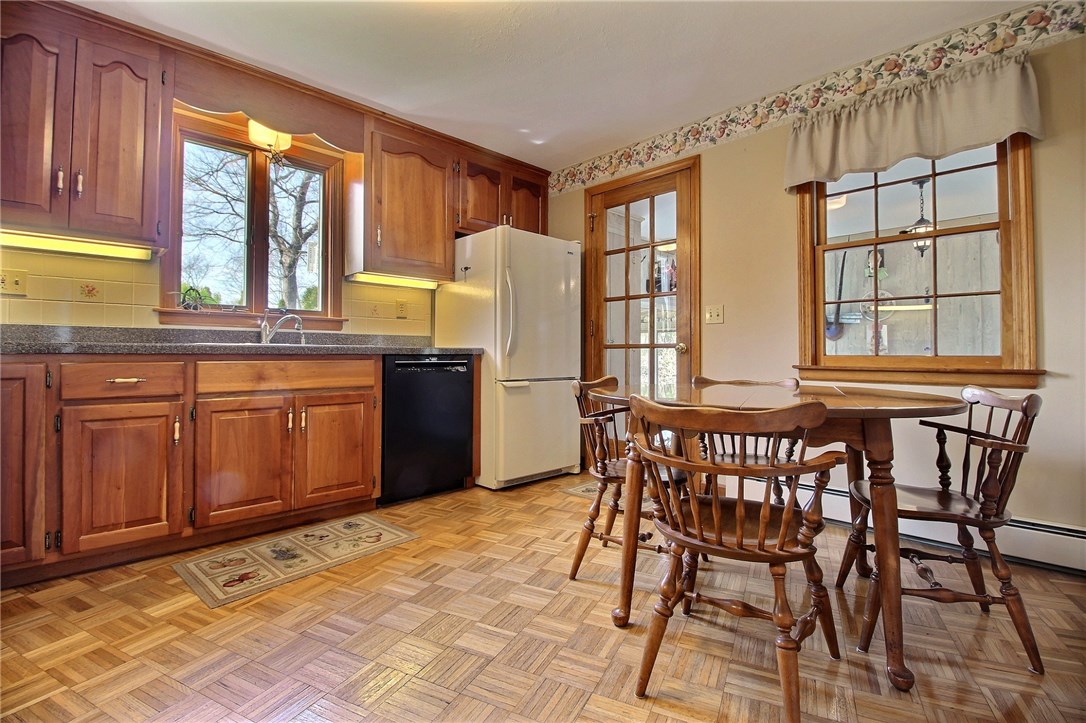 12 Memory Lane Westerly, RI 02891 - Photo 6 of 30