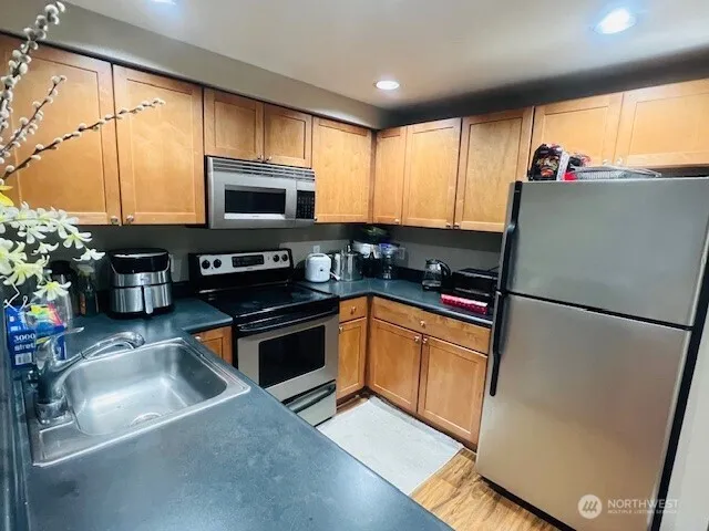 $248,000 | 26339 116th Avenue Southeast, Unit I102, Kent, WA 98030