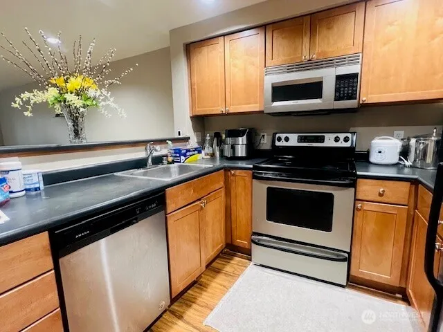 $248,000 | 26339 116th Avenue Southeast, Unit I102, Kent, WA 98030