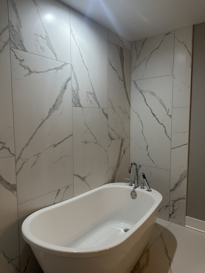 115 Somerset Road Willowbrook, IL 60527 - Photo 14 of 22 Gallery Image 14