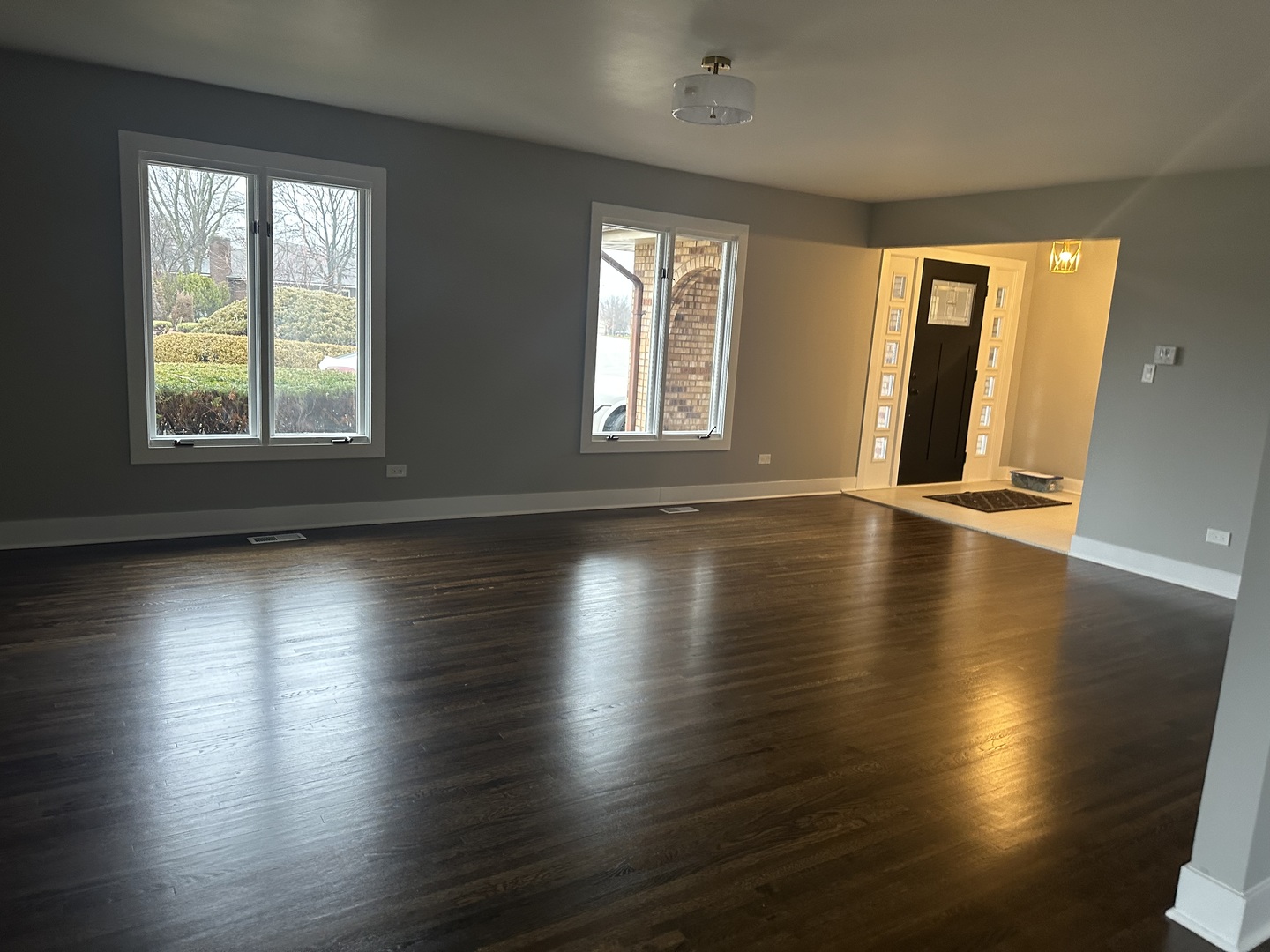 115 Somerset Road Willowbrook, IL 60527 - Photo 9 of 22 Gallery Image 9