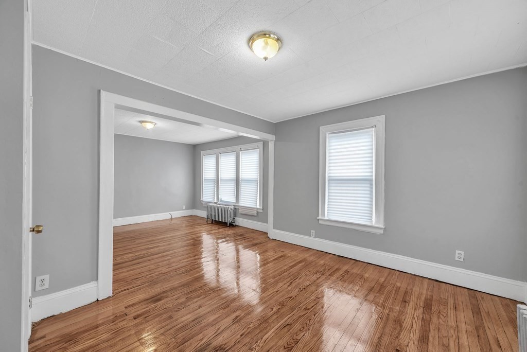 82-84 Santa Barbara Street Springfield, MA 01104 - Photo 4 of 36