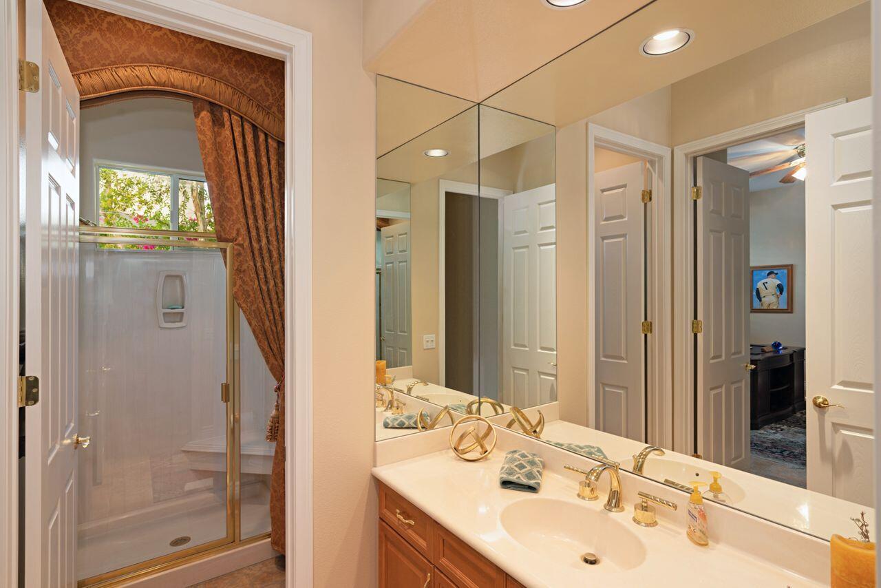 10 Marseilles Road Rancho Mirage, CA 92270 - Photo 21 of 50 21_10361327_138624_EN-138624-121
