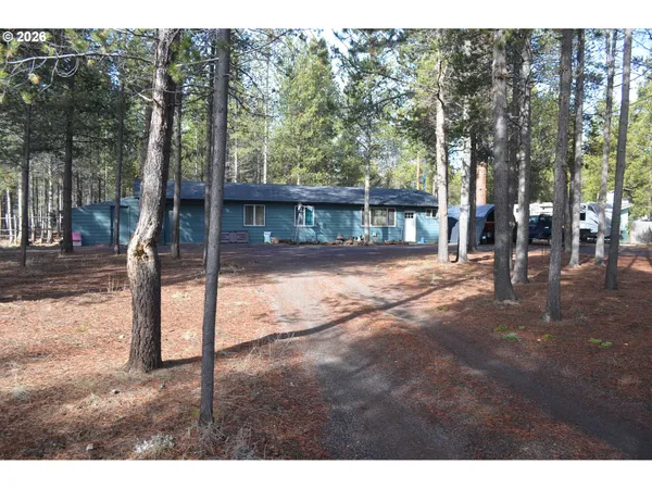 a view of a outdoor space