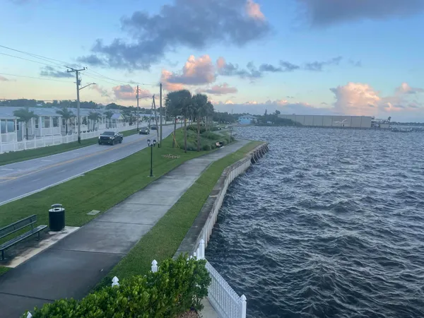 $6,000 | 453 Northeast Indian River Drive, Jensen Beach, FL 34957