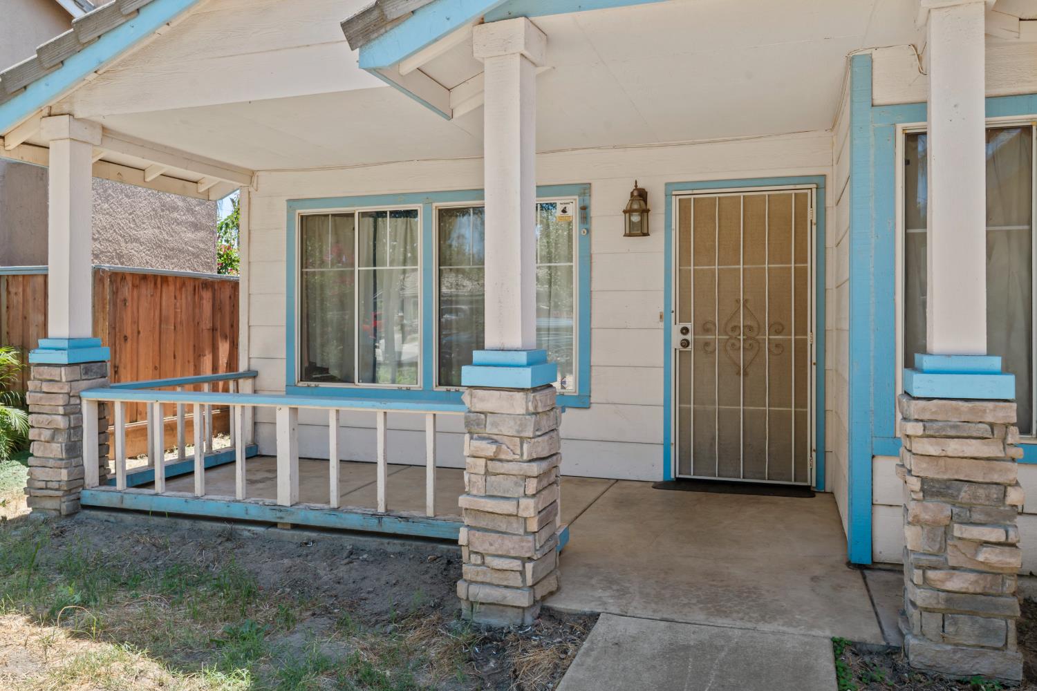4928 Valley Terrace Way Salida, CA 95368 - Photo 4 of 32