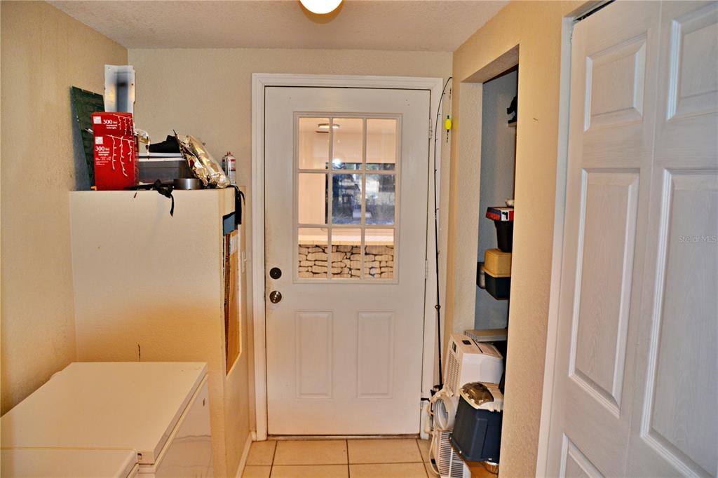 5528 Cherry Road Lakeland, FL 33810 - Photo 24 of 47 a bathroom with a shower