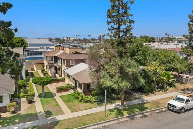$1,200,000 | 10607 Crenshaw Boulevard, Inglewood, CA 90303